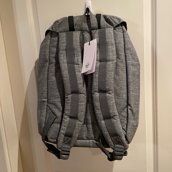 Herschel Retreat 19.5 L Backpack with 15” Laptop Compartment NWTs Grey - Picture 5 of 8